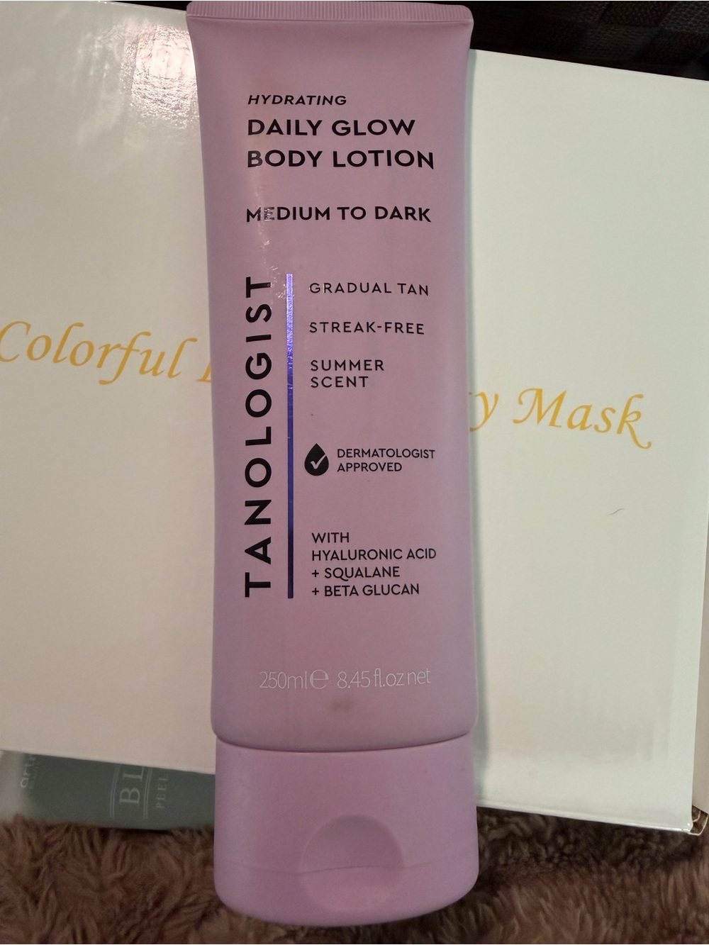 Tanologist Daily Glow Body Lotion - Medium to Dark, P